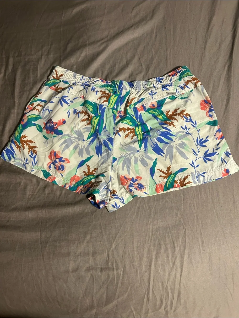 Columbia Women's Floral Athletic Shorts Size XL